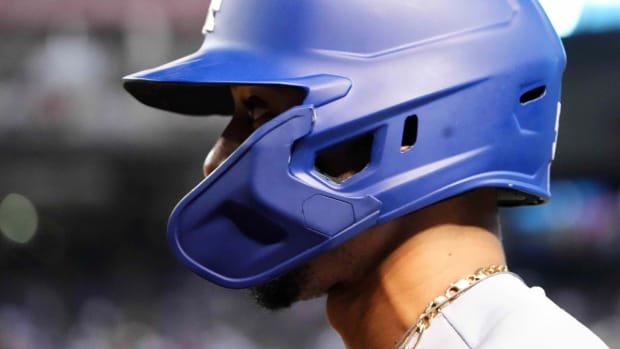 Los Angeles Dodgers right fielder Mookie Betts